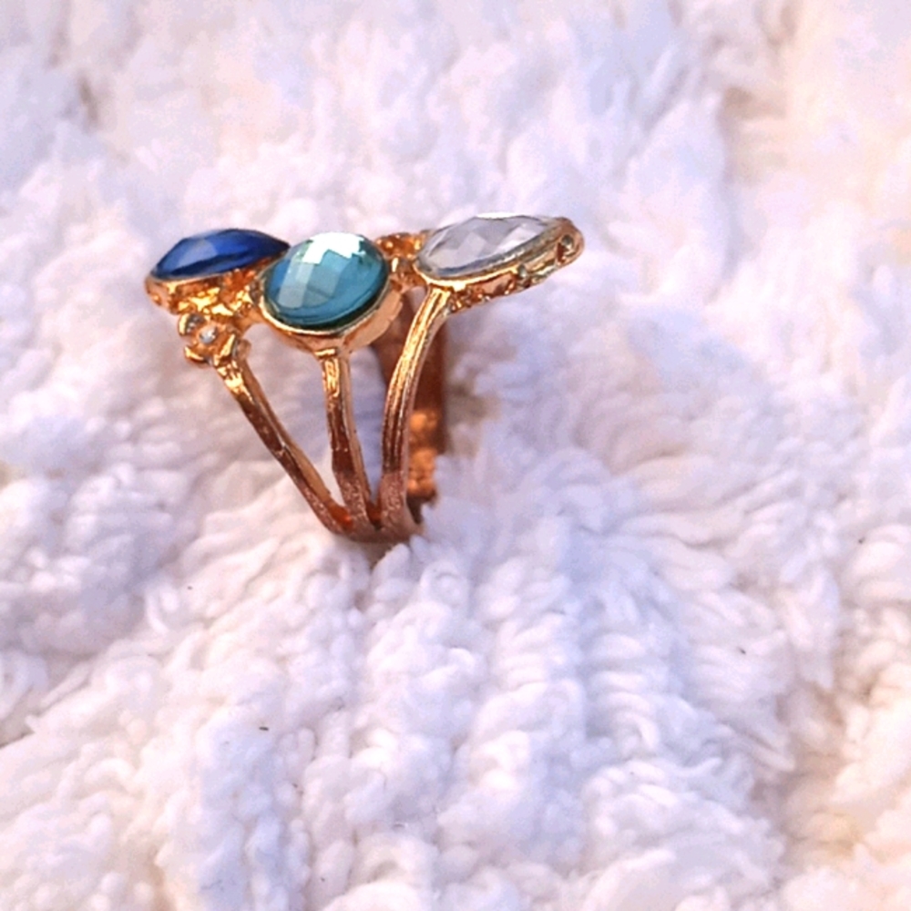 Statement Ring - Picture 3 of 5